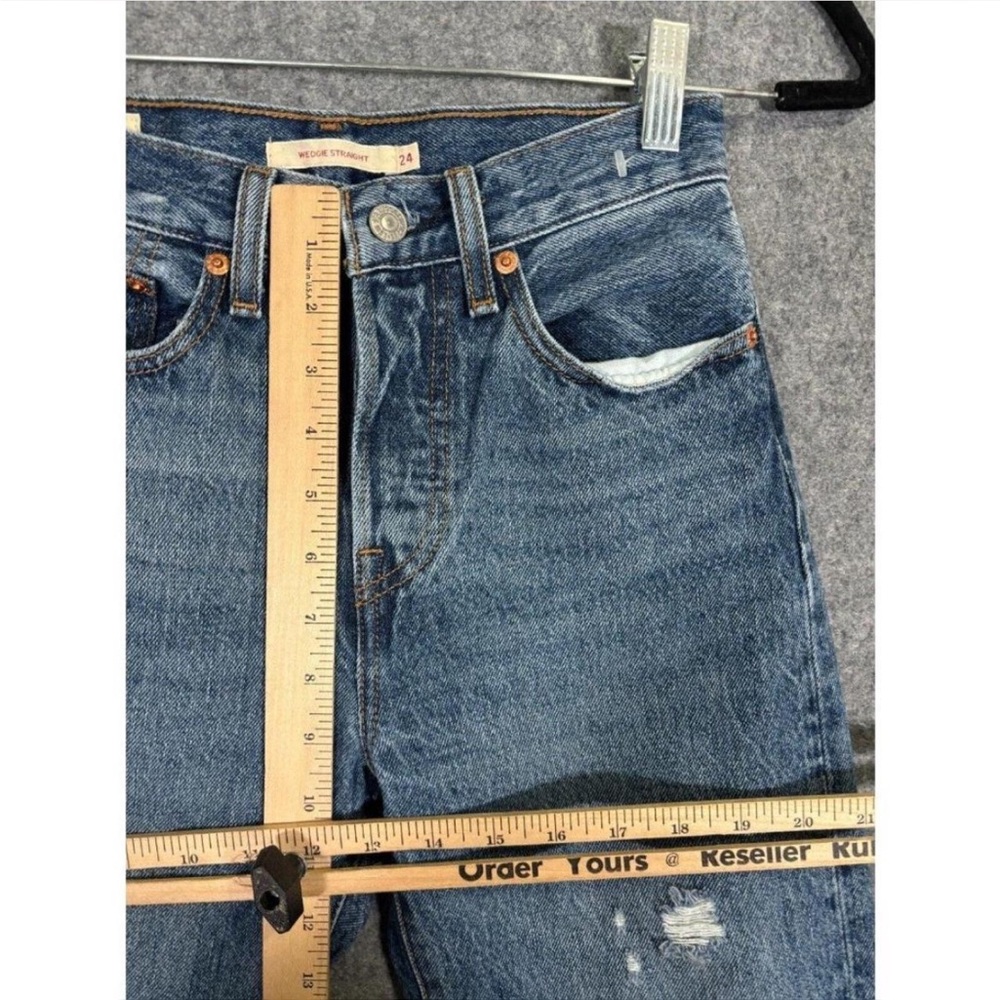 Levis Premium Wedgie Straight Jeans Womens 24 - Picture 5 of 5